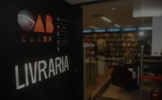 Fachada da entrada da livraria da CAASP